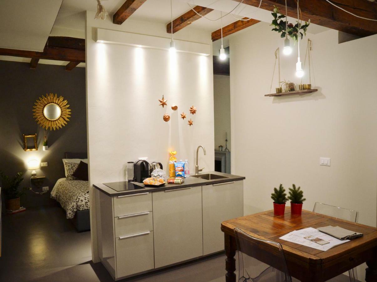 Charming Flat Righi Bologna Apartment Exterior foto